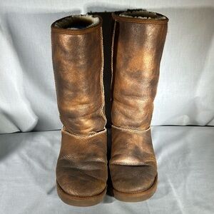 UGG Boots metallic brown size 10